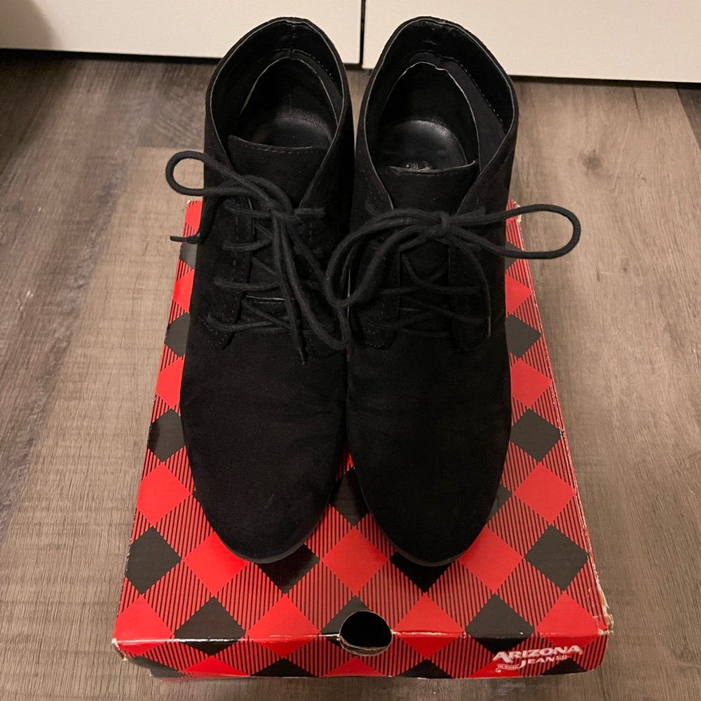 Black lace up wedges size 8.5